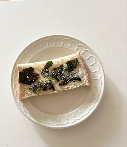 海苔と小ねぎのマヨ粉チーズトースト