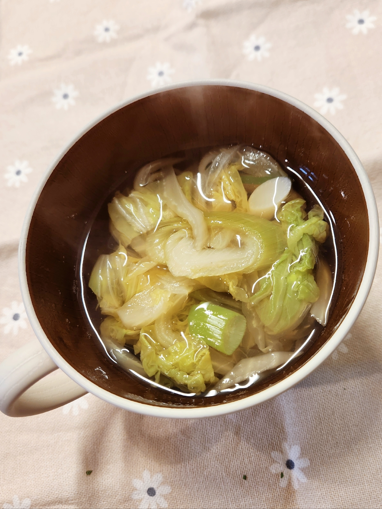 【汁物】白菜の鰹だしスープ