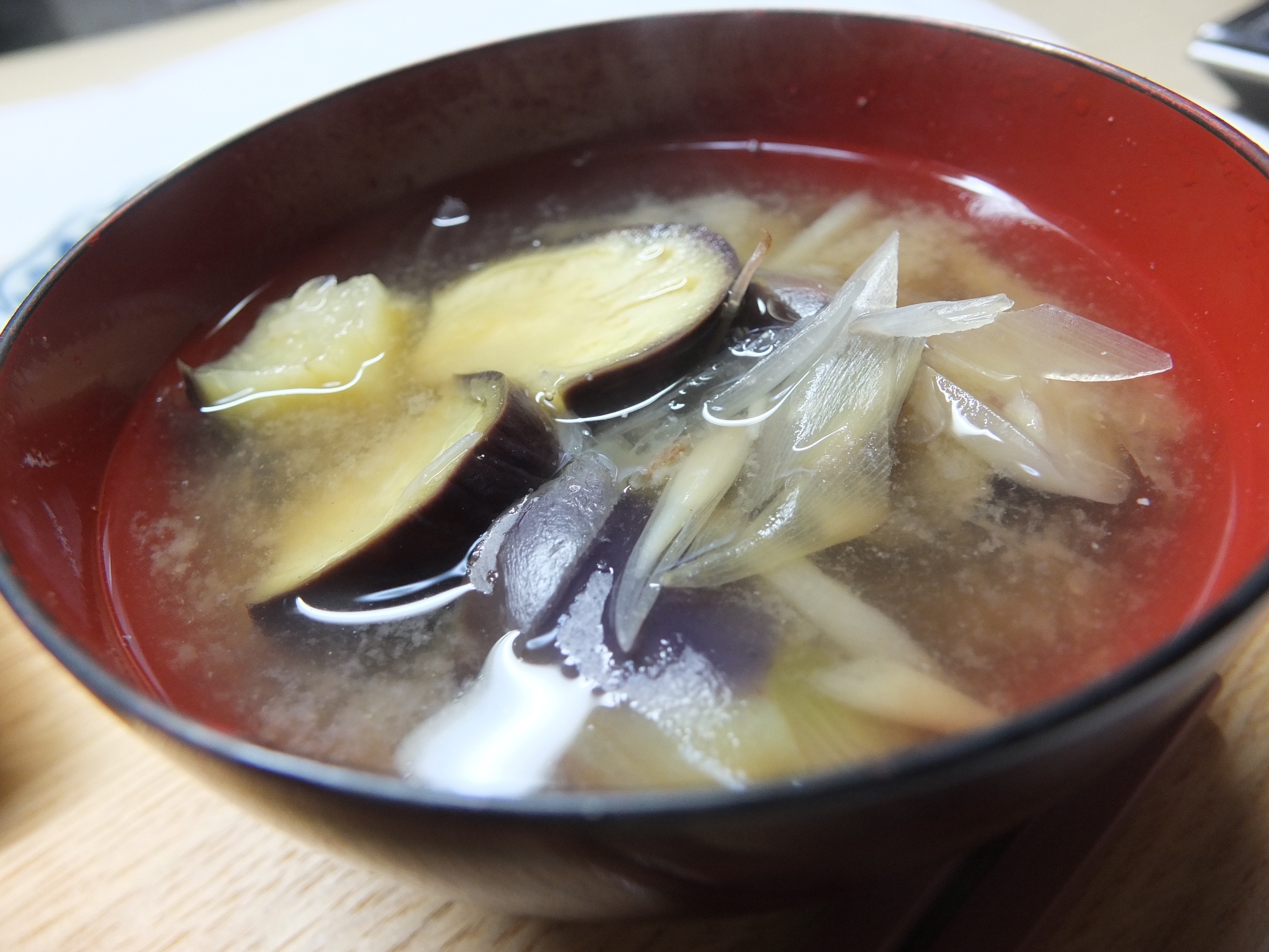 夏に美味しい！ミョウガたっぷりお味噌汁