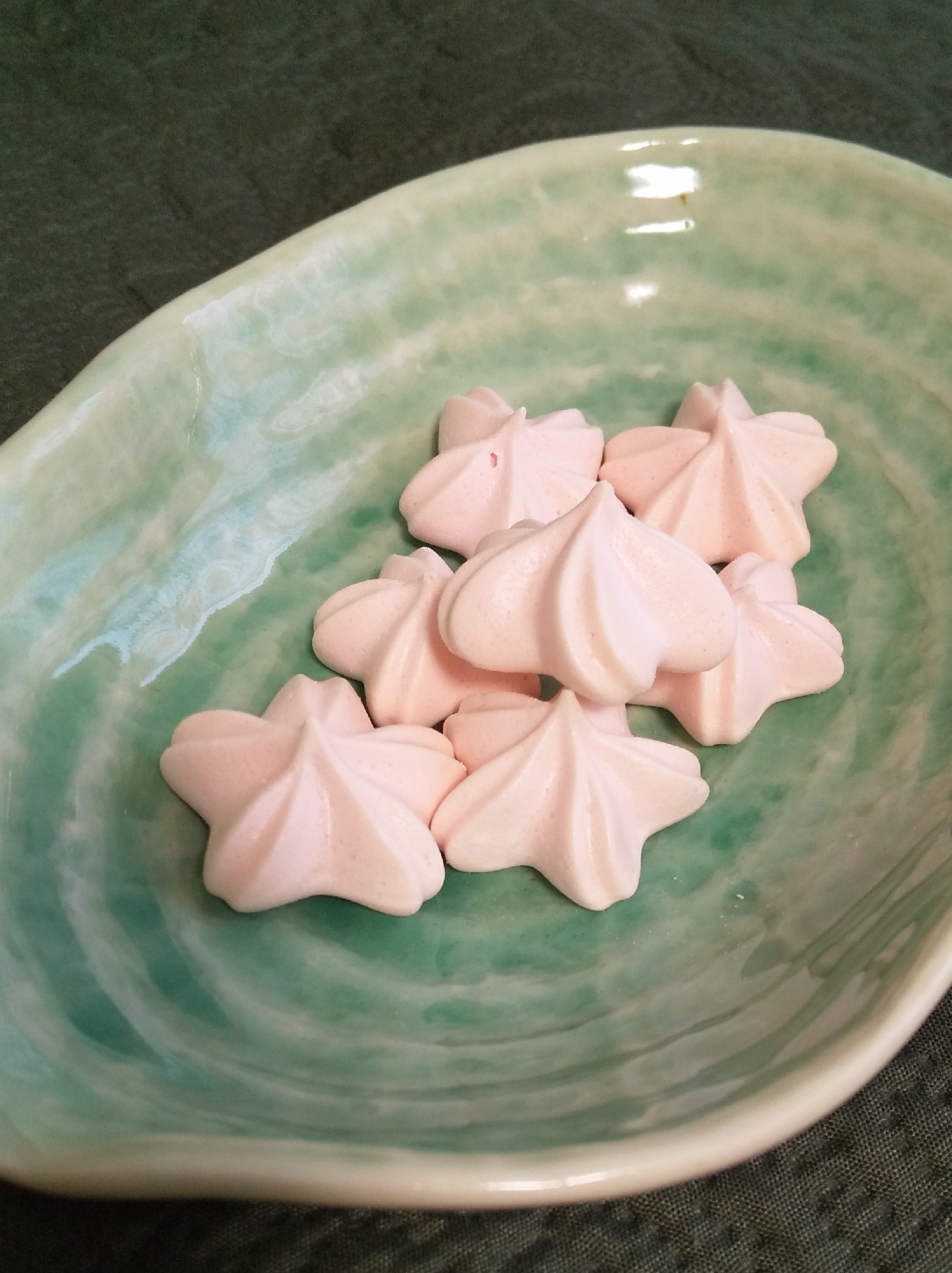 乾燥卵白で桜メレンゲクッキー（ローカロリー）