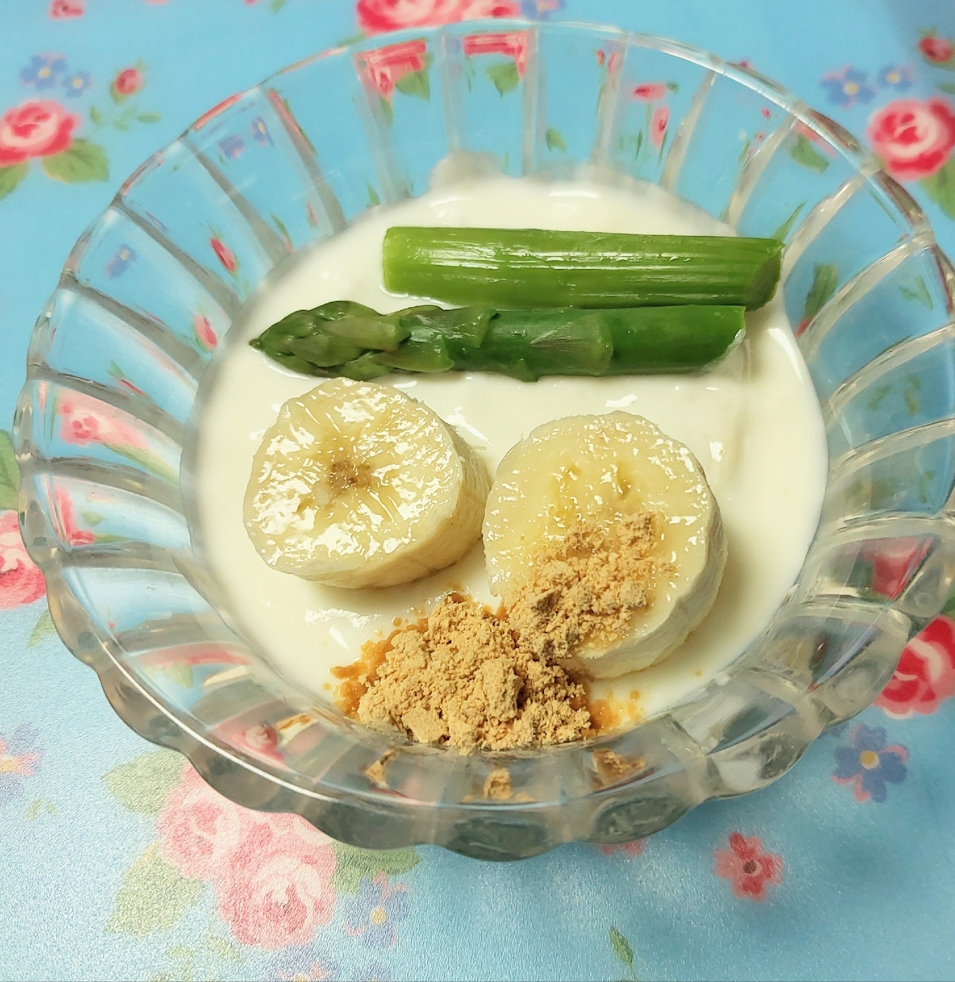 アスパラヨーグルト
