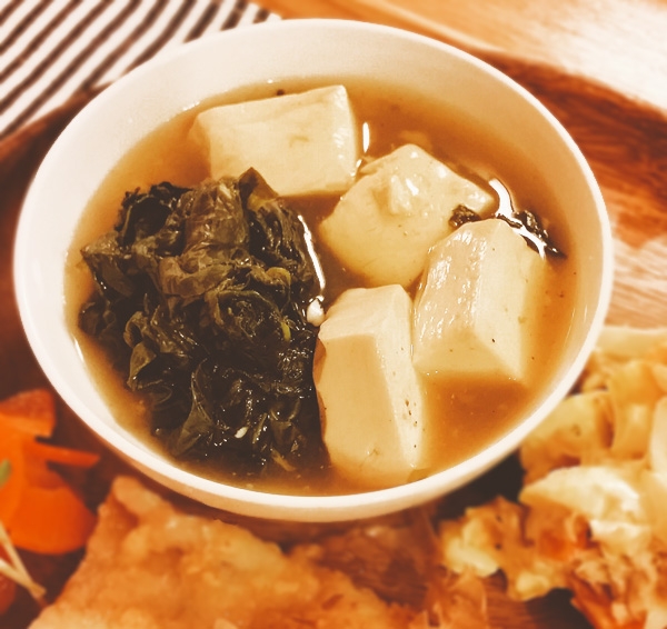 豆腐とほうれん草の出汁煮【70kcal脂3.4g】