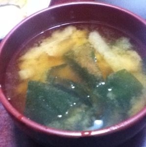 魚粉入り☆ワカメと大根の味噌汁【マンネリ打破！】