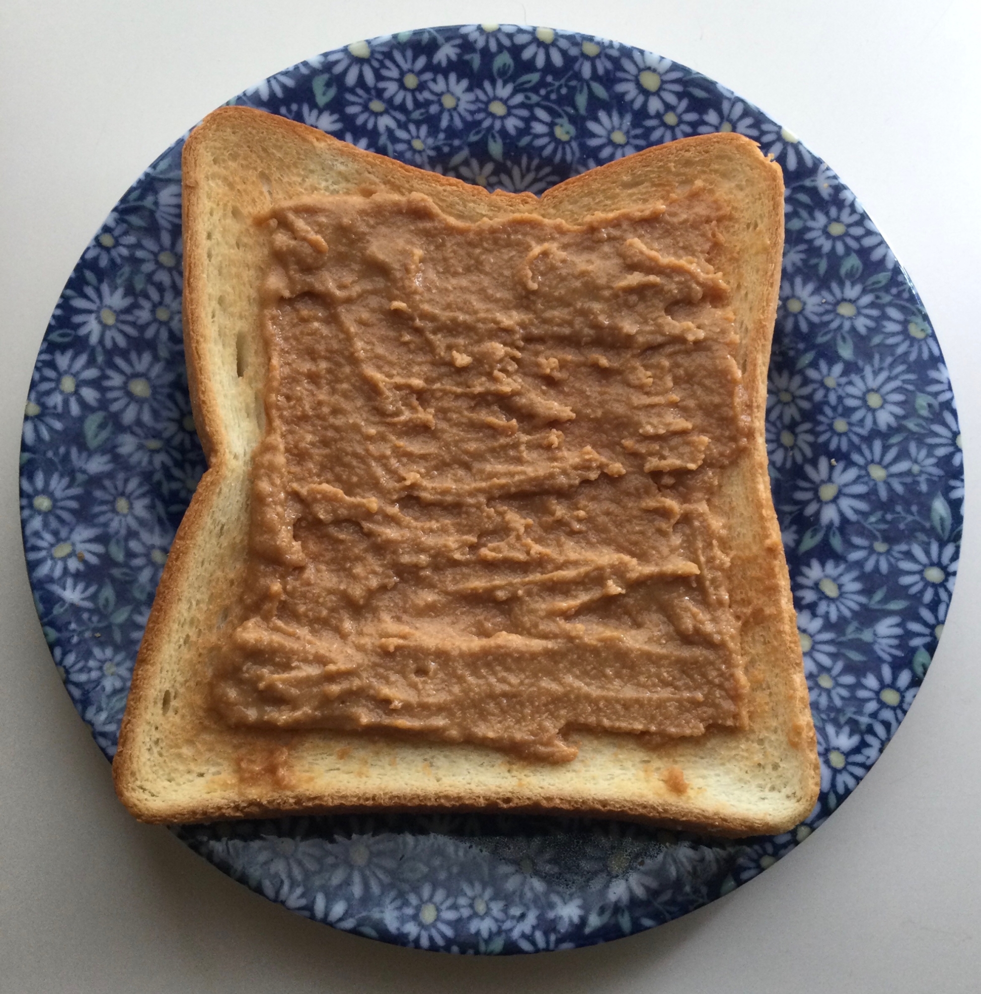 黒蜜きな粉クリームのトースト