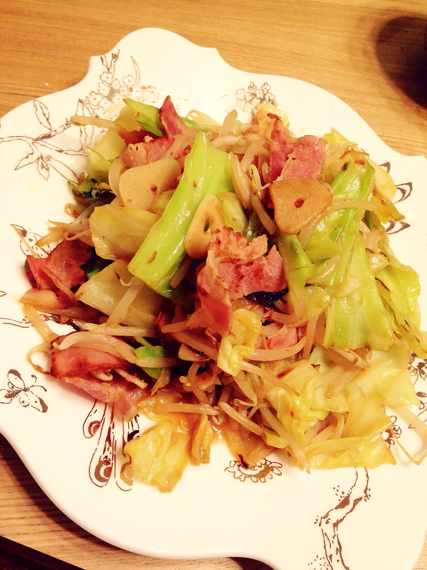 〜ベーコンと野菜の焼肉中華炒め〜