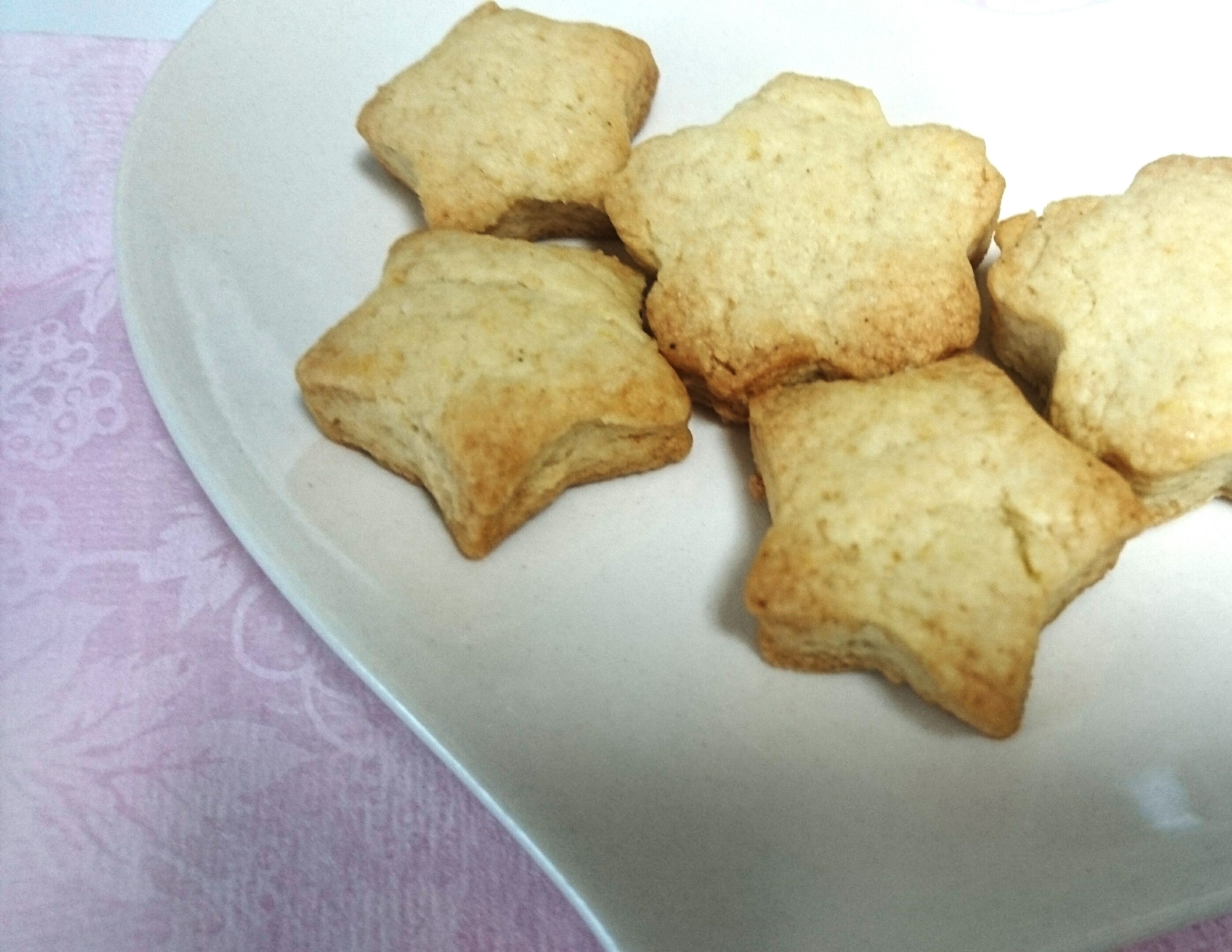 材料２つ Hmと生クリームでさくさくクッキー レシピ 作り方 By あゆせ 栄養士 楽天レシピ