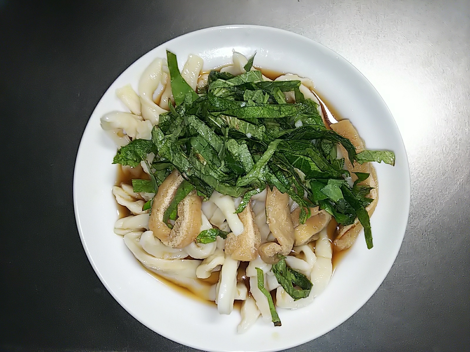 自家製うどんのぶっかけうどん