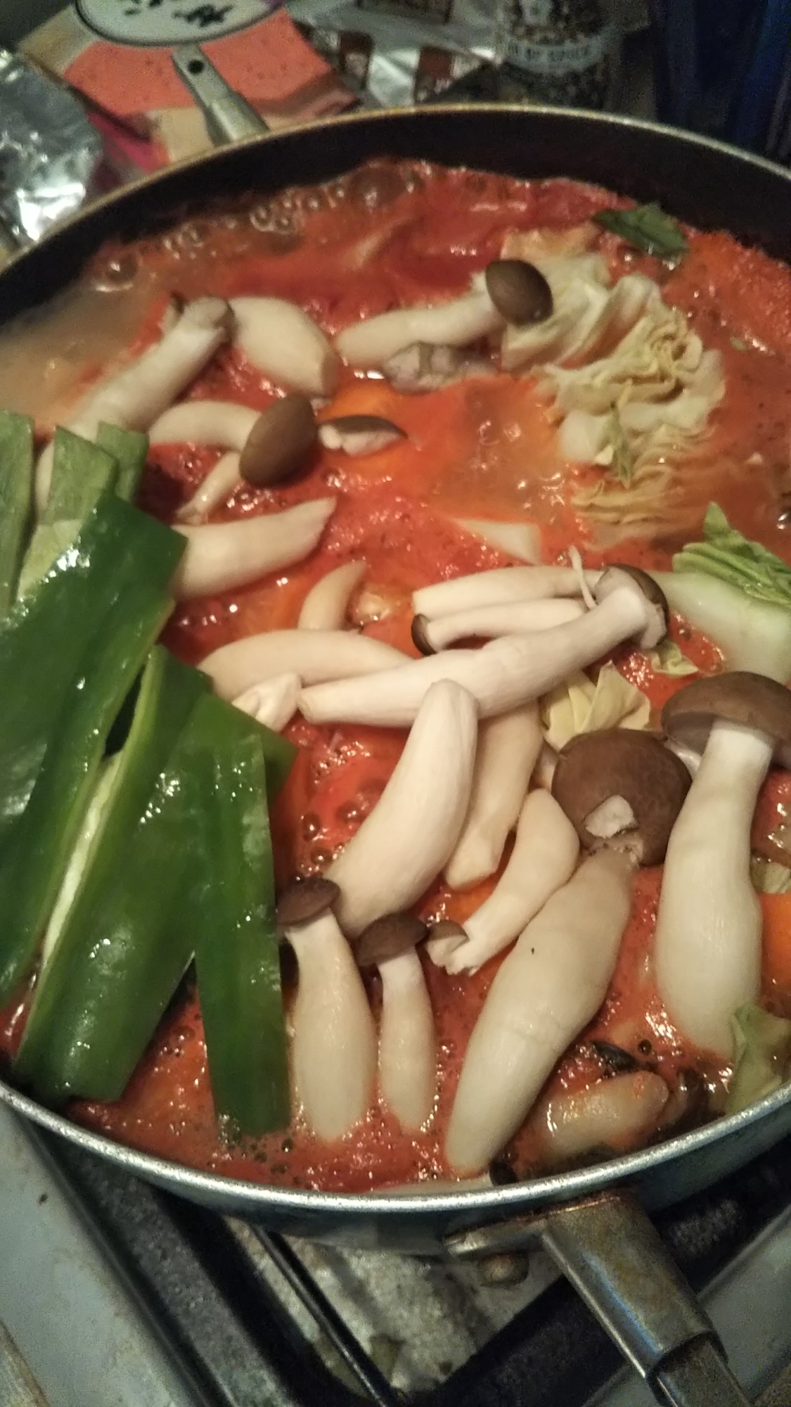 野菜たっぷり!さっぱりトマト鍋