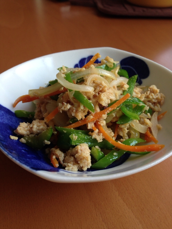 玉ねぎとピーマンの鶏そぼろ炒め レシピ 作り方 By ちーたまちー 楽天レシピ