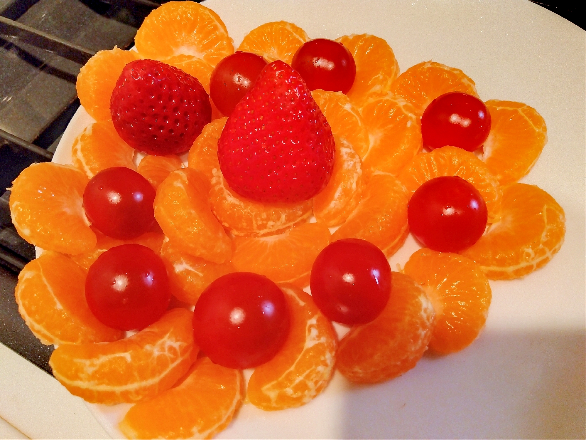 たっぷりミカンのお花サラダ