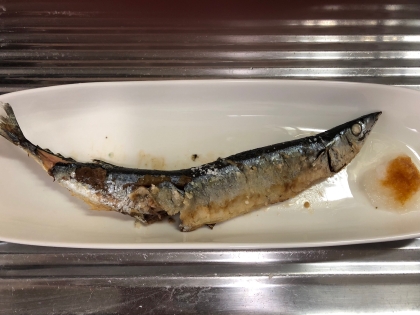 初めて秋刀魚を焼きましたが、臭みの取り方など簡単で参考になりました！フライパンが小さく、カーブしてしまいましたが美味しくできました！