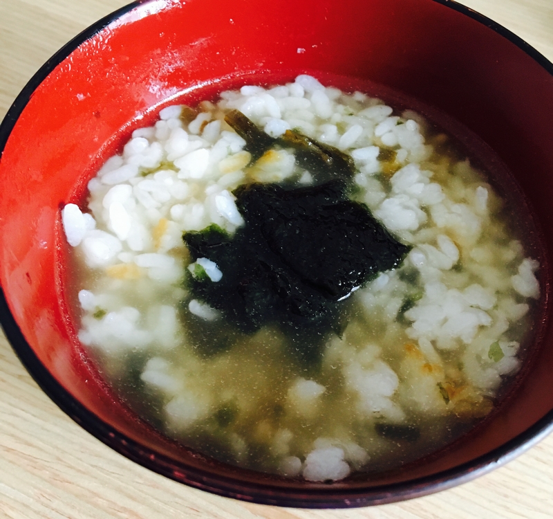 コンビニおにぎり★昆布茶漬け