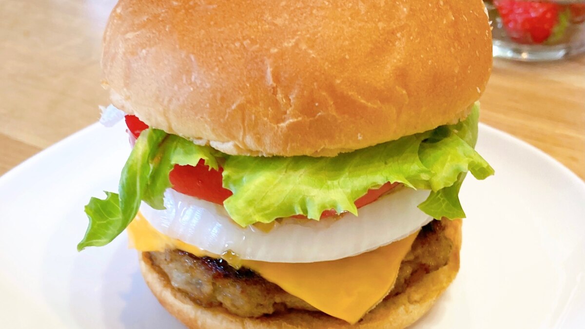 あつもり ジューシーハンバーガー レシピ 作り方 By ヤスのり子 楽天レシピ あつもり ジューシーハンバーガー レシピ 作り方 By ヤスのり子 楽天レシピ