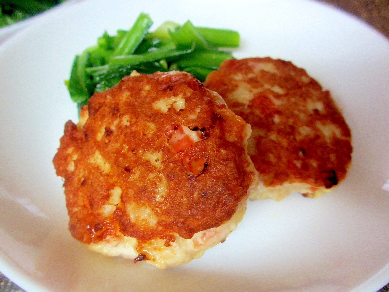 にんじん入りチキンバーグ