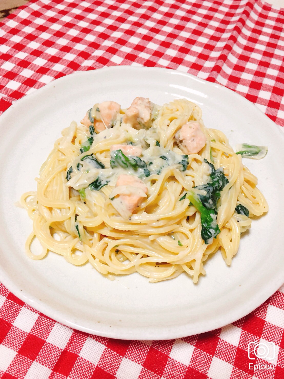 サーモンとほうれん草の豆乳クリームパスタ レシピ 作り方 By ユナミ 楽天レシピ