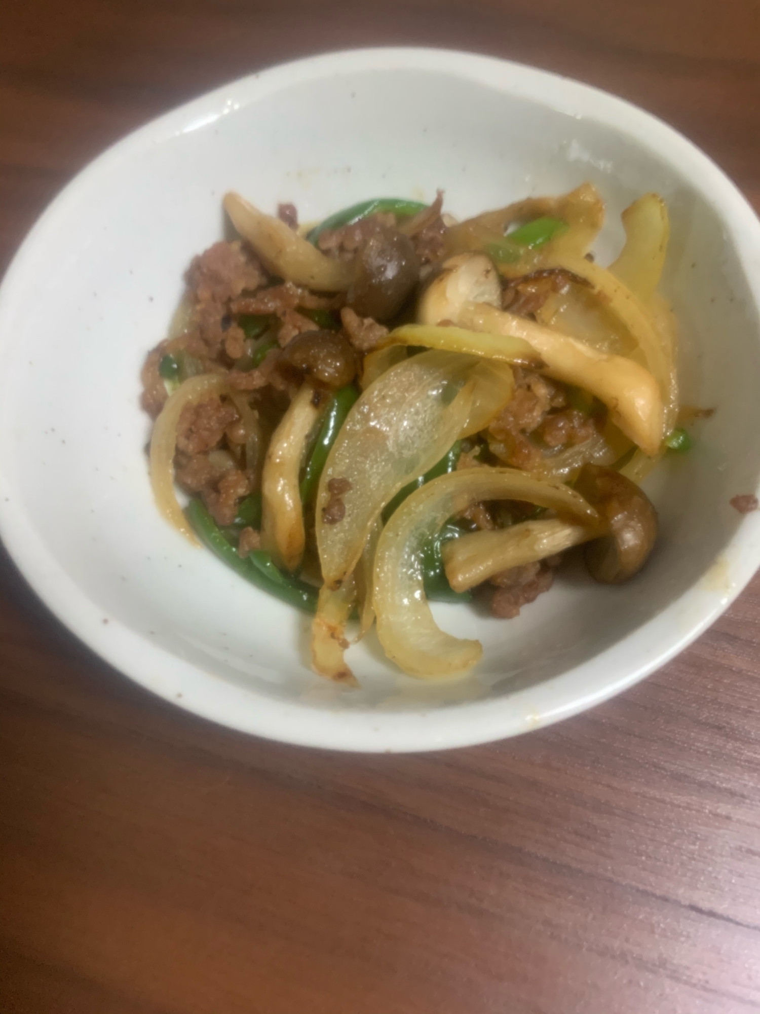 ごはんが進む♫ひき肉と野菜の炒め物