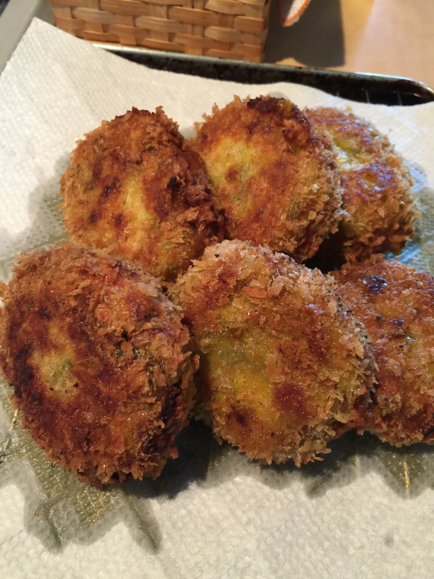 余ったかぼちゃの煮物はチーズinコロッケへ