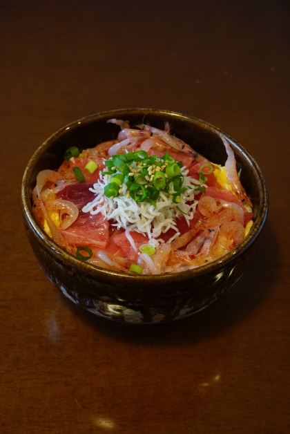手作りタレ＆酢飯は格別！海鮮丼