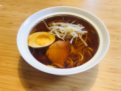 業スー牛肉だしの素で☆もやし醤油ラーメン