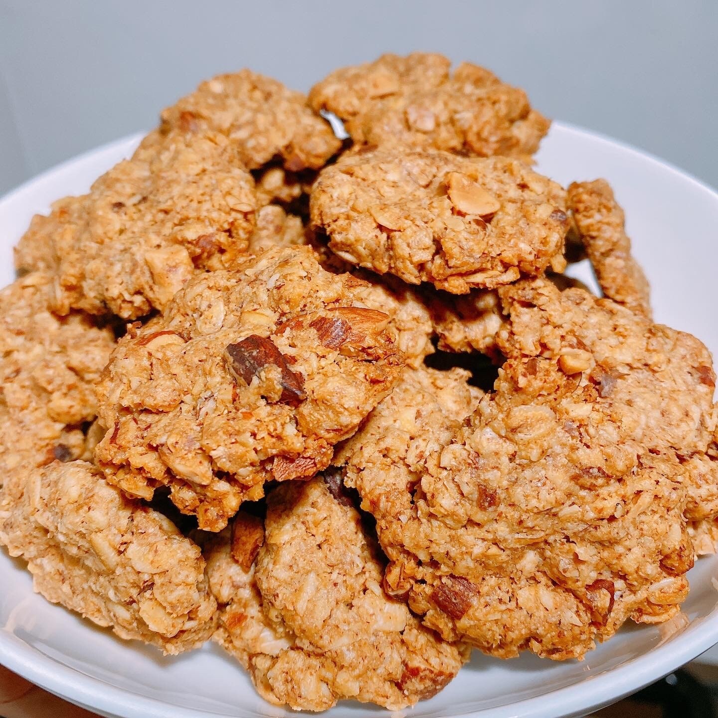 たっぷりアーモンドのオートミールクッキー レシピ 作り方 By よし W 楽天レシピ