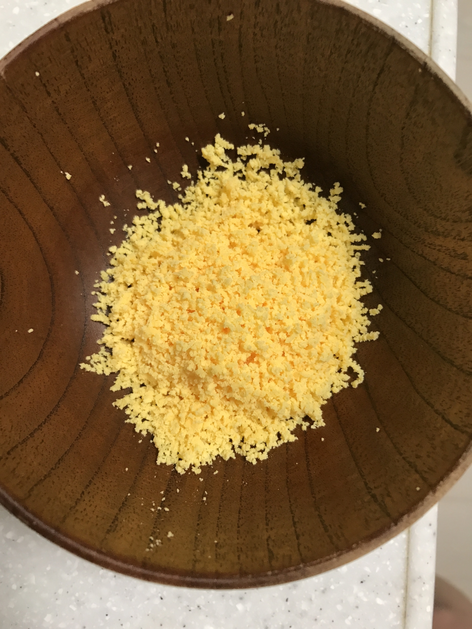離乳食にも ゆで卵の黄身で作るミモザ卵 レシピ 作り方 By 魅茶子 楽天レシピ