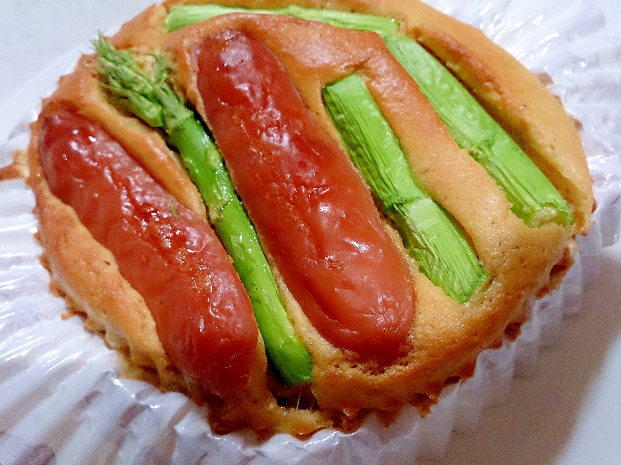 北海道アスパラとウインナーのマヨパンケーキ