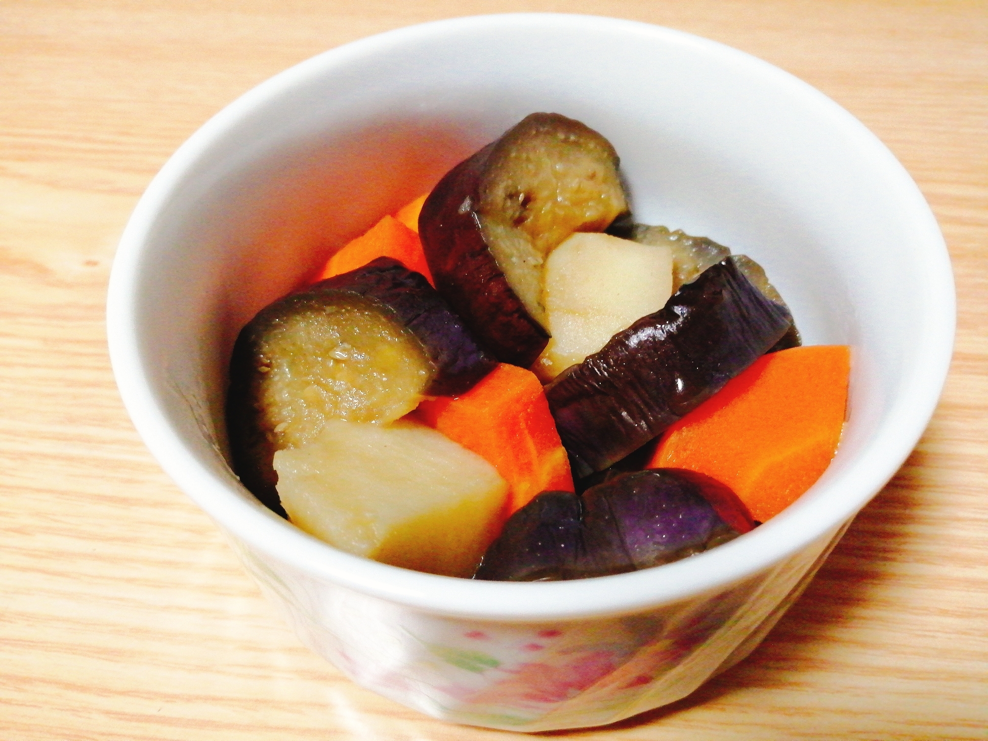 なすと人参とじゃがいもの煮物 レシピ・作り方 by はじゃじゃ - 楽天レシピ