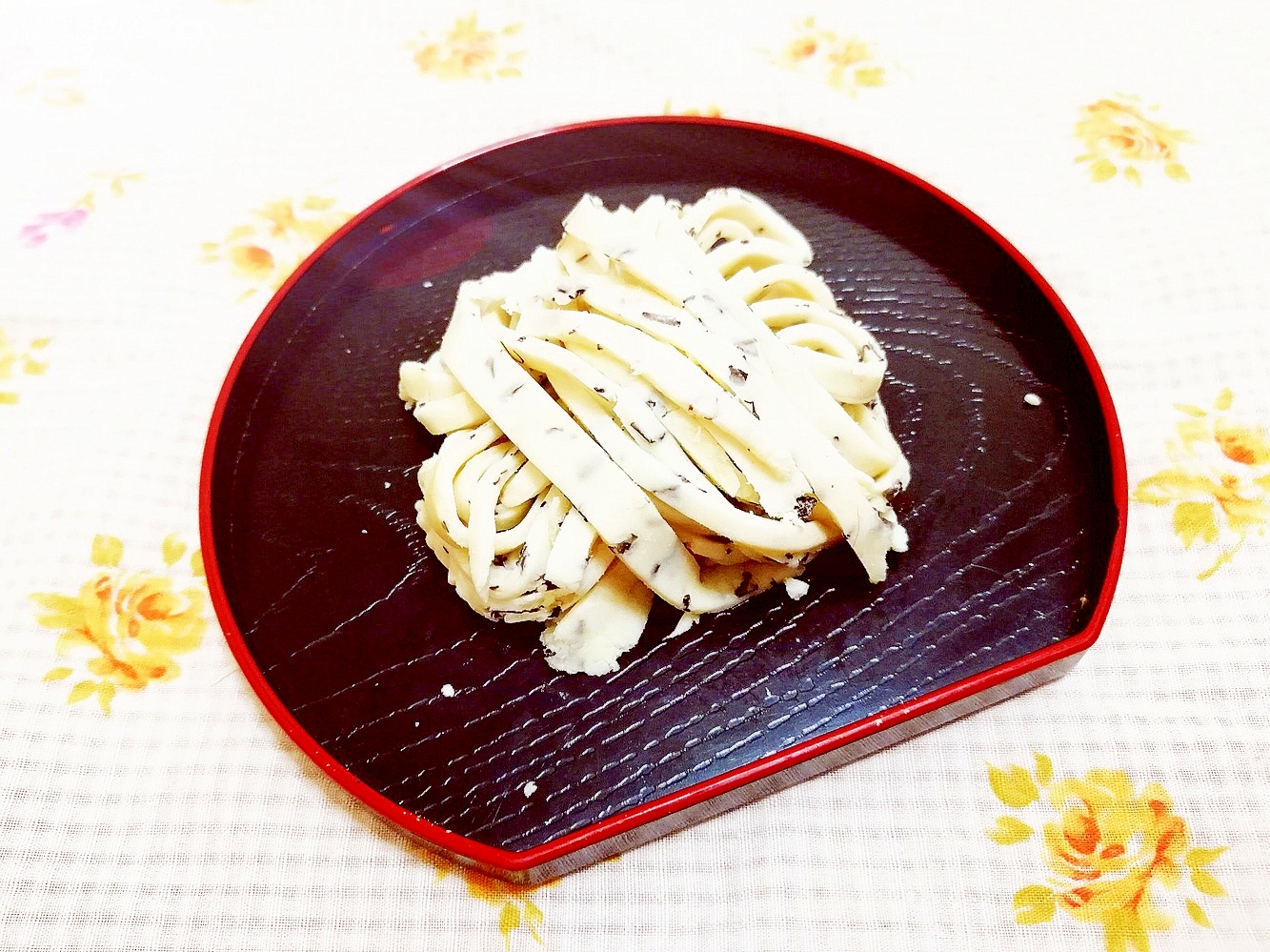 紅茶風味♪米粉の手作り麺