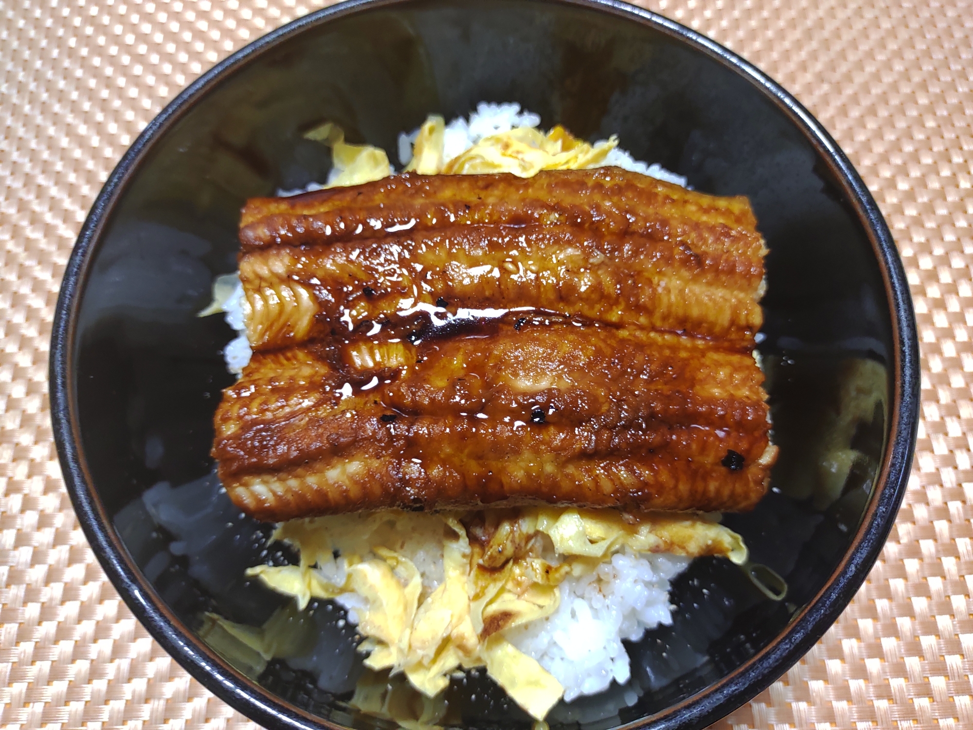 うな玉丼