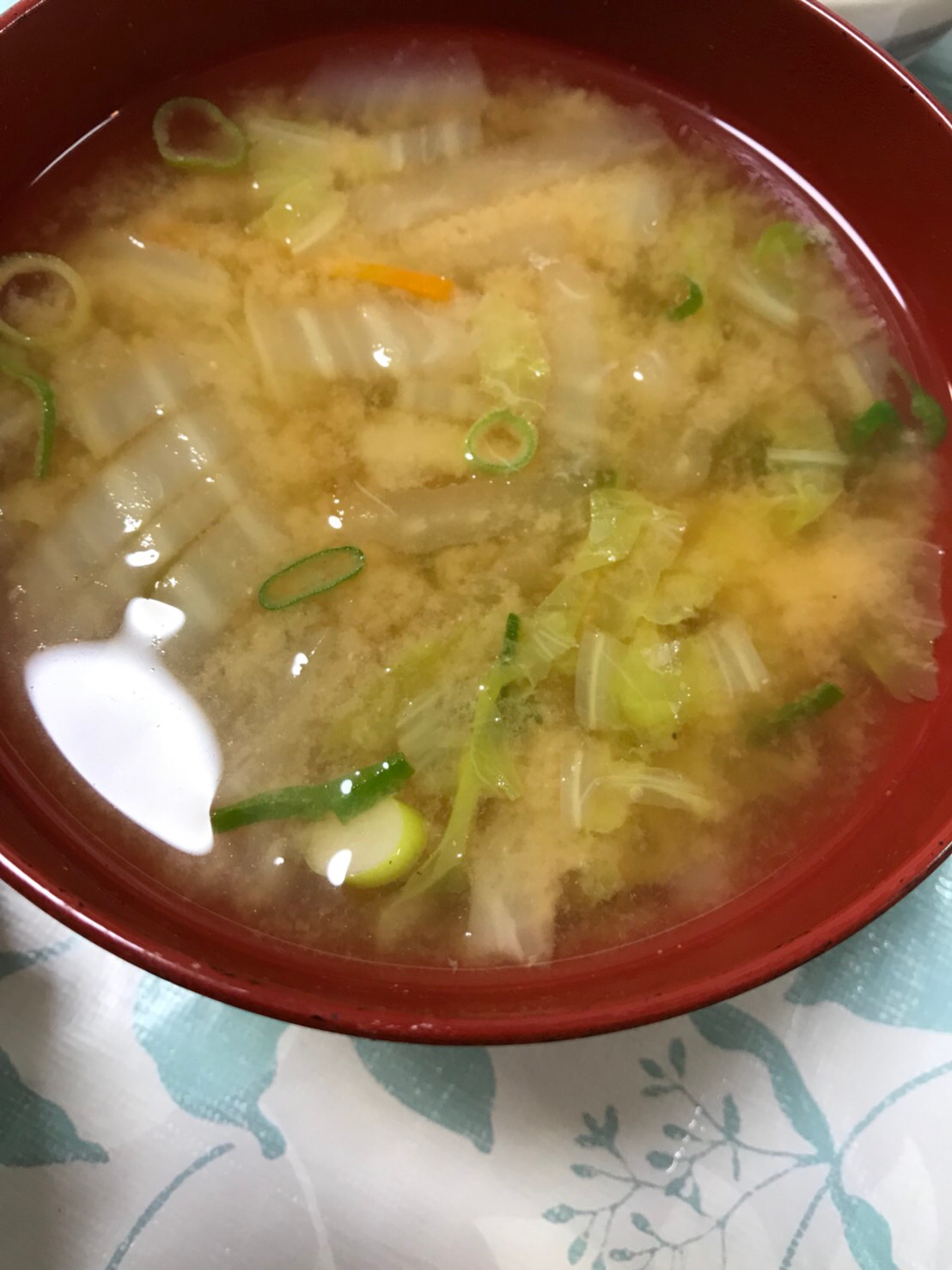 白菜と大根のお味噌汁╰(*´︶`*)╯☆