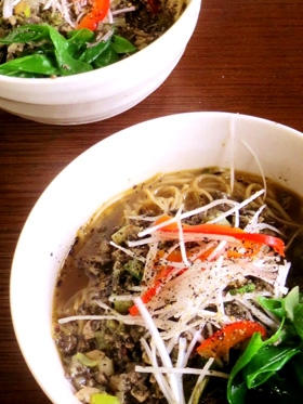 精進料理で！黒ごま坦々麺