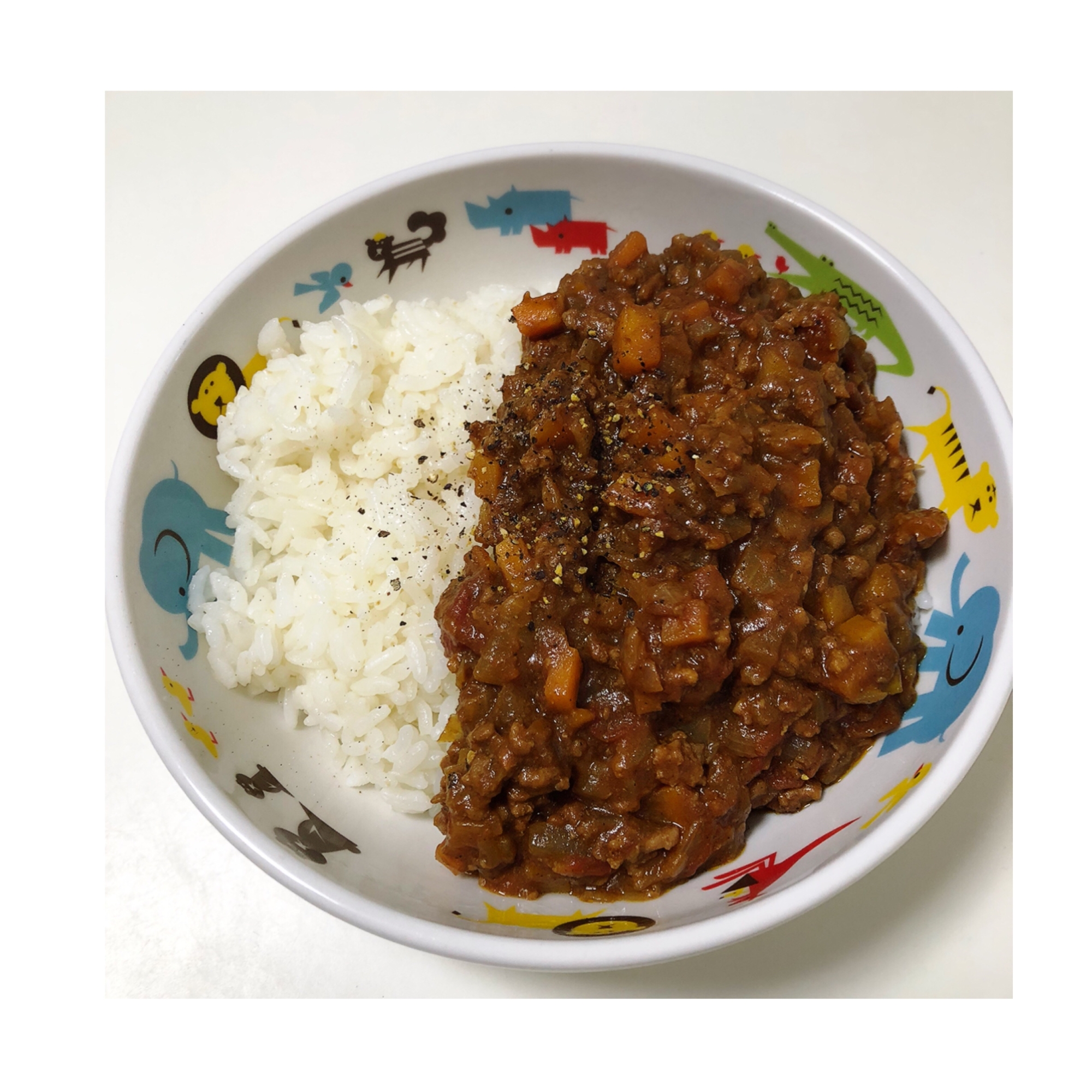 コショウが効いたスパイシーキーマカレー！