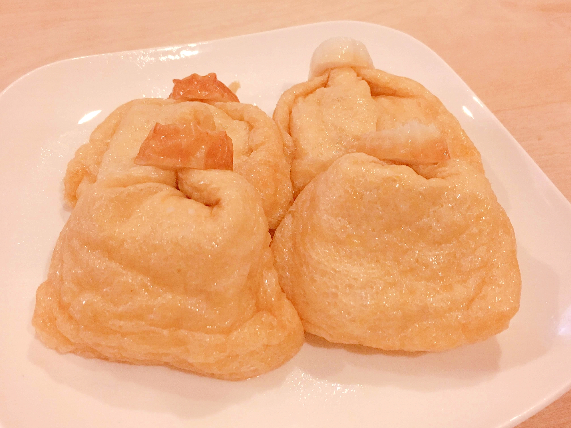 爪楊枝いらず!おでんの餅巾着をちくわで閉じる作り方