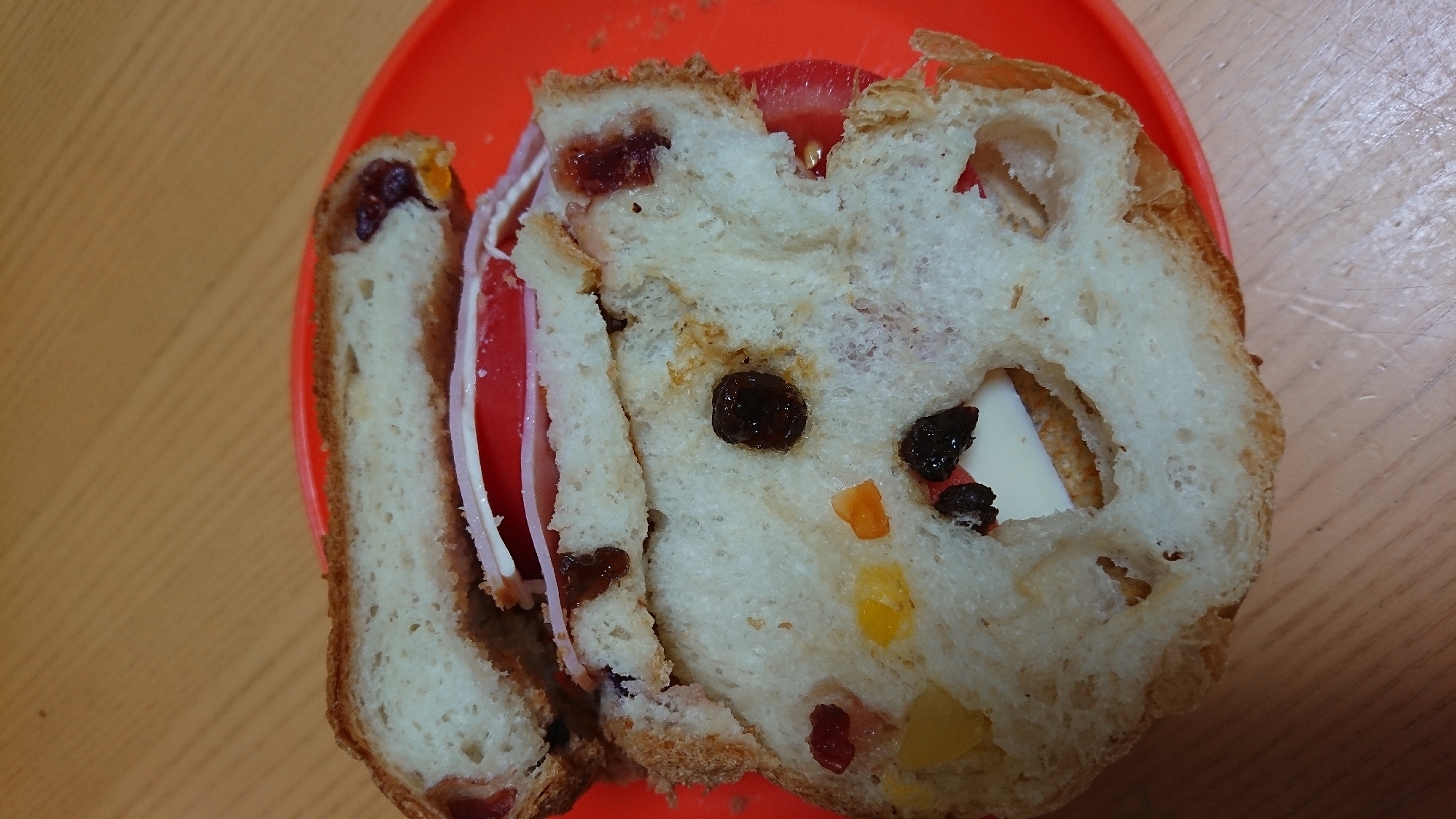 ドライフルーツ食パンでサンドイッチ☆