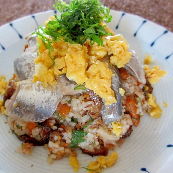 シソとガリでいわしの酢締めの混ぜ寿司 レシピ 作り方 By Mococo05 楽天レシピ シソとガリでいわしの酢締めの混ぜ寿司 レシピ 作り方 By Mococo05 楽天レシピ