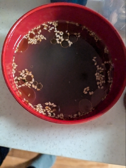 わかめとえのきと玉ねぎの中華スープ