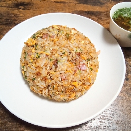 パックご飯のチャーハン