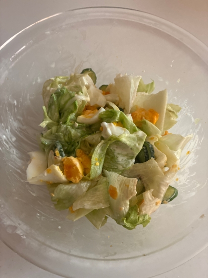 シャキシャキ♪レタスときゅうりのたまごサラダ