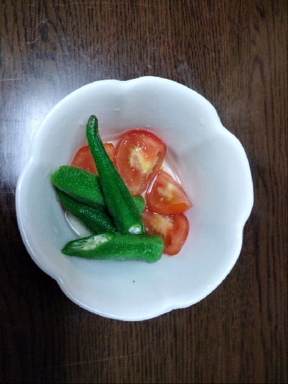こんにちは。収穫したオクラとトマトで簡単に美味しくできました。レシピ有難うございました。