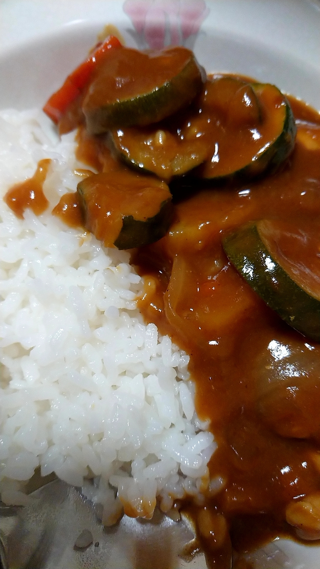 簡単ズッキーニ夏野菜カレー！