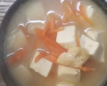 豆腐と大根と人参のお味噌汁♪