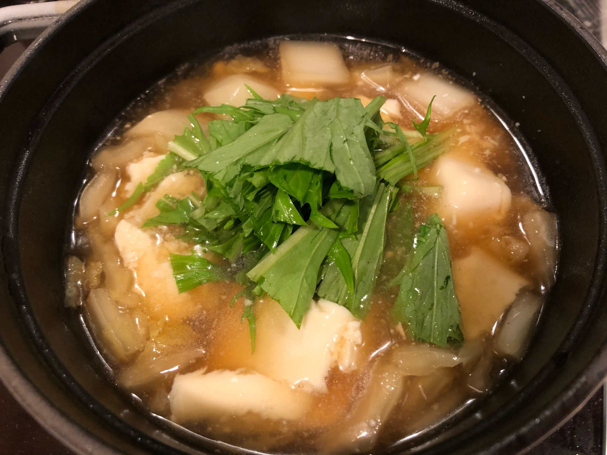 生姜でポカポカ♫白菜とかぶと豆腐のトロッとスープ