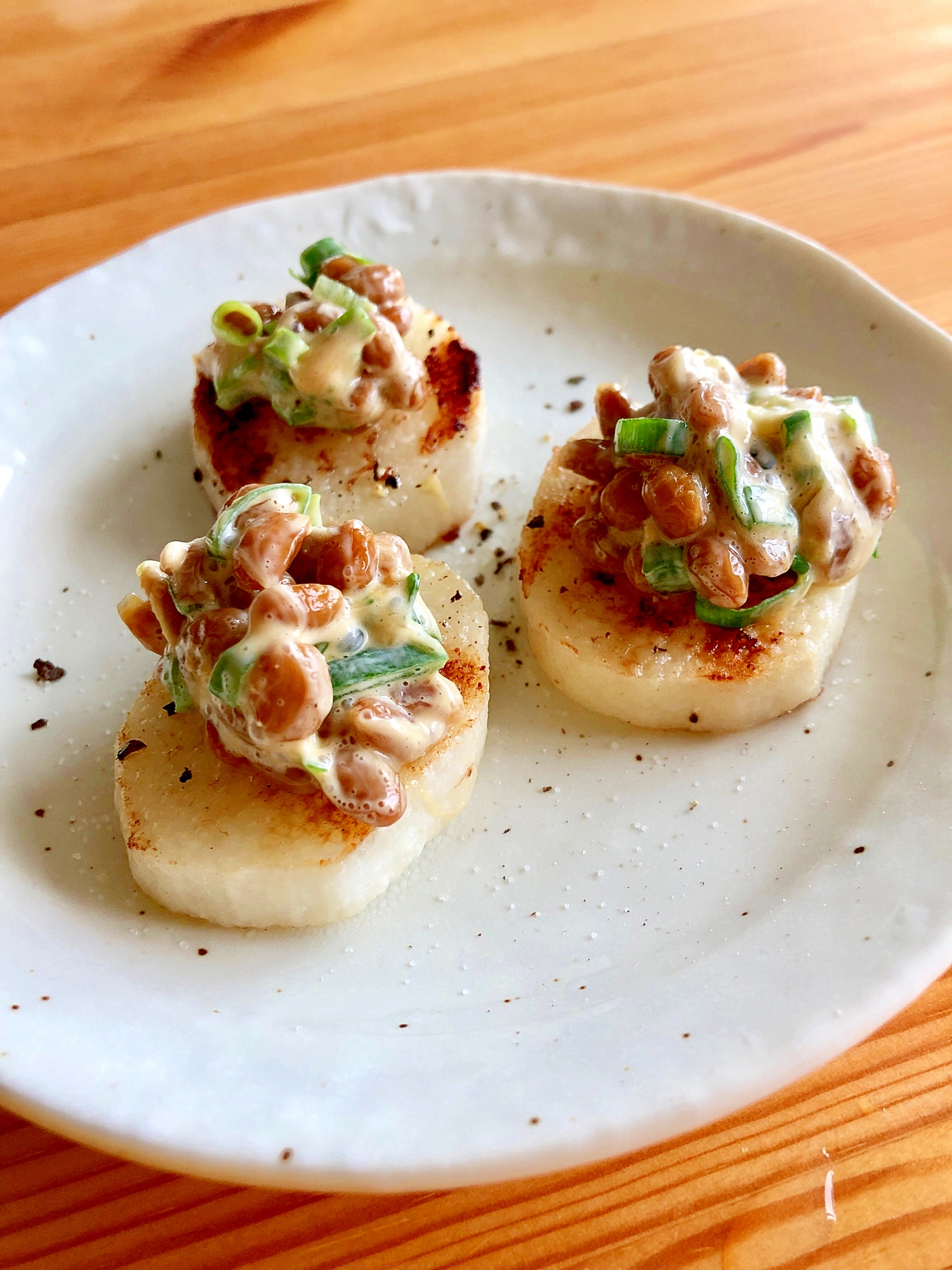 居酒屋メニュー☆山芋焼きの納豆マヨ乗せ