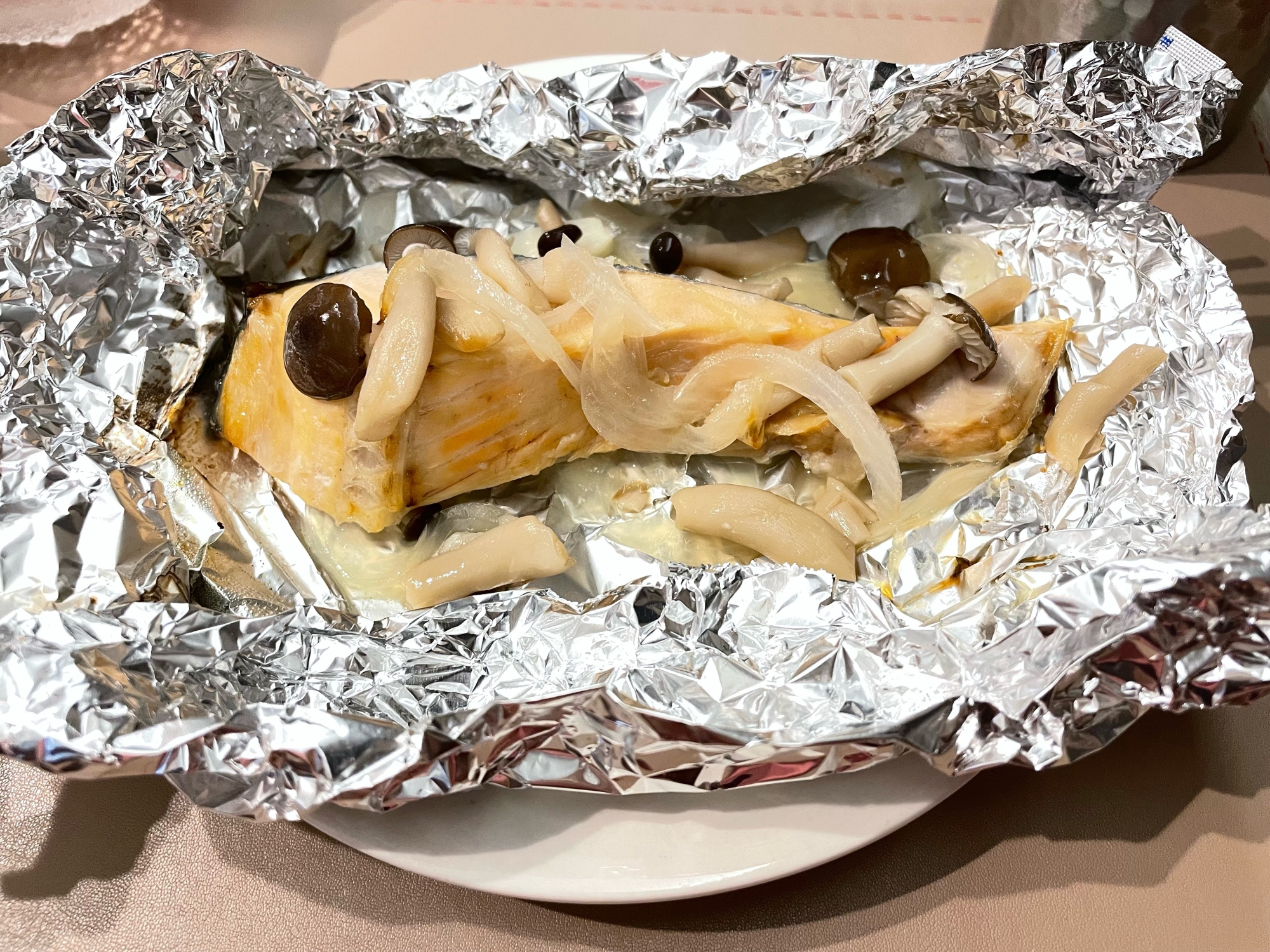 超簡単!後片付けも楽!鮭のホイル焼き⭐