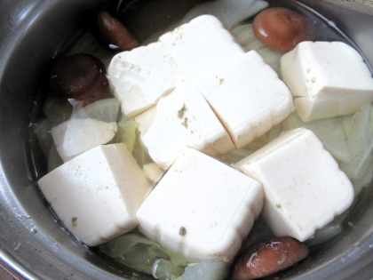 安いお豆腐がランクアップ↑～湯豆腐鍋～