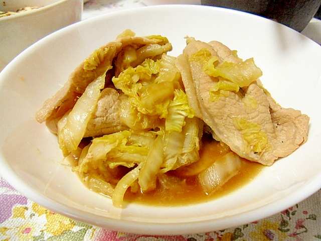 豚肉と白菜の蒸し焼き