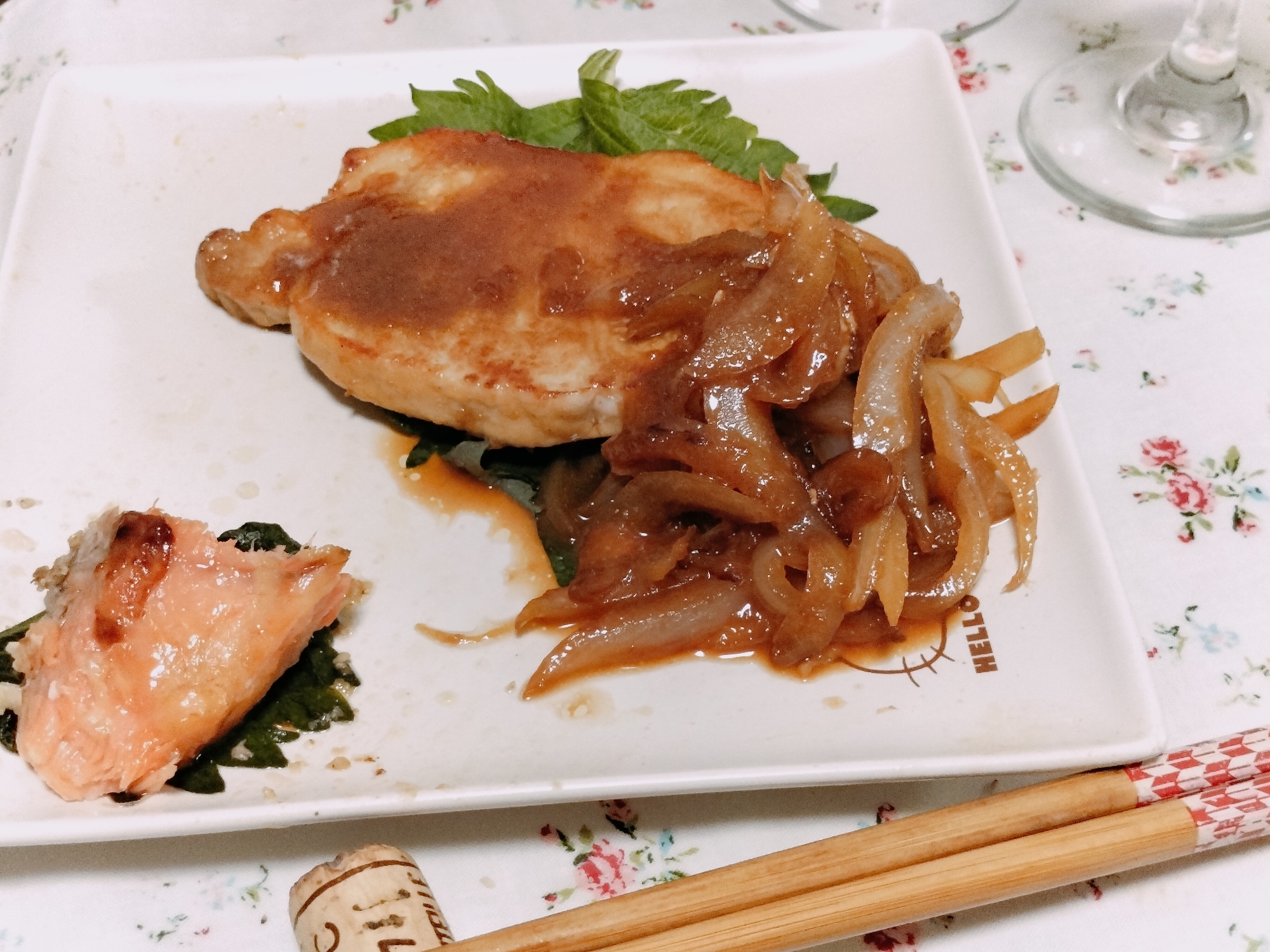 こってりが良い♪豚ロース厚切り肉で生姜焼きトンテキ