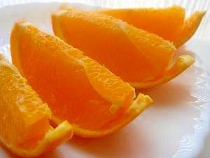 オレンジの切り方～皮を残す方法～