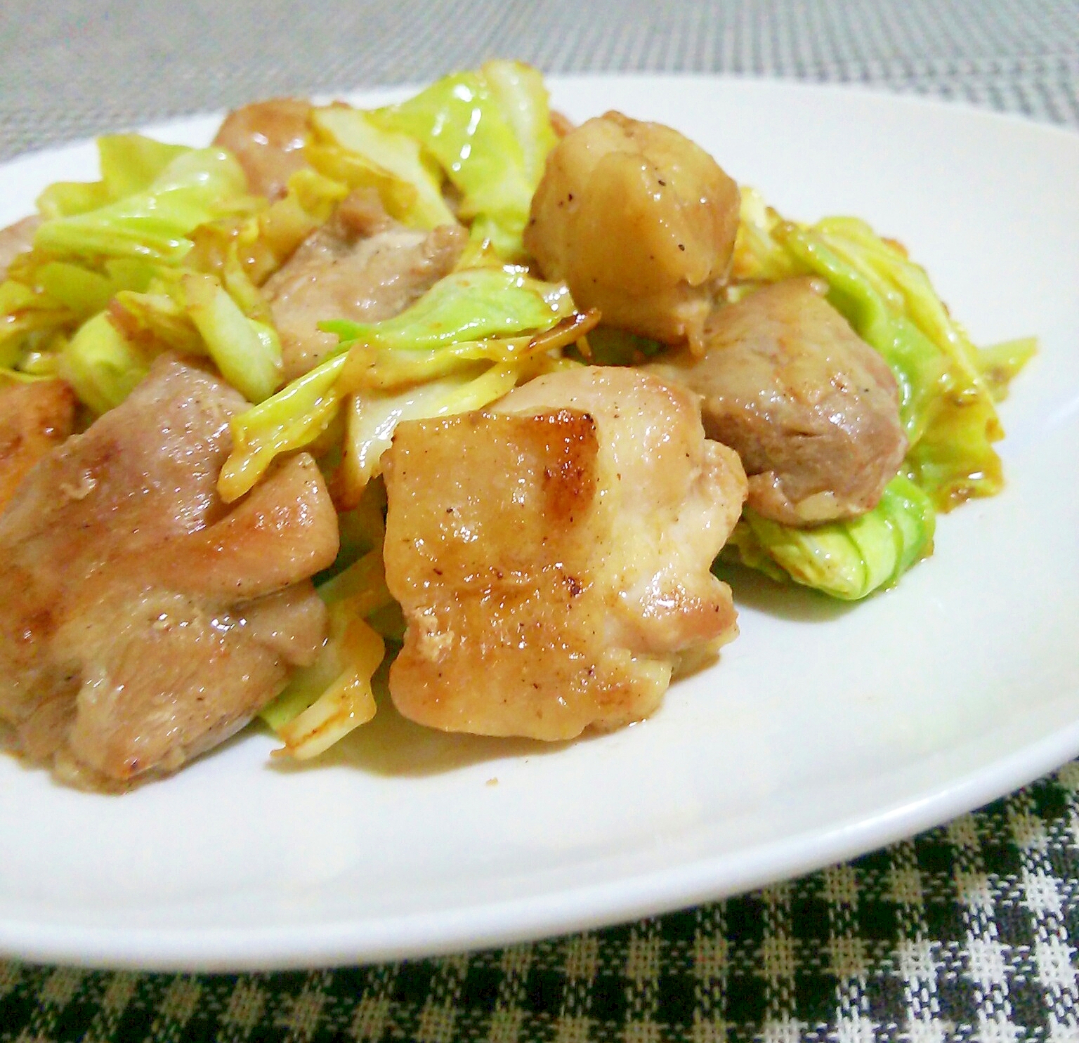 鶏肉とキャベツの塩レモン炒め