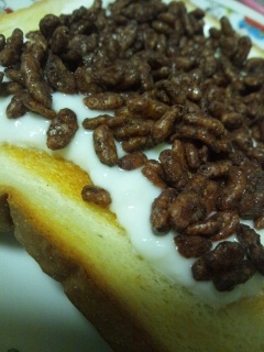 ヨーグルトチョコクリスピートースト レシピ 作り方 By Xxx朱夏xxx 楽天レシピ